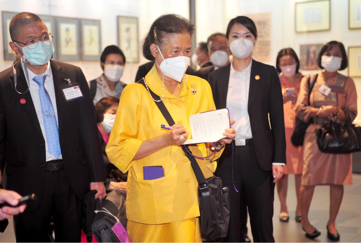 泰国公主诗琳通到访beat365官方网站