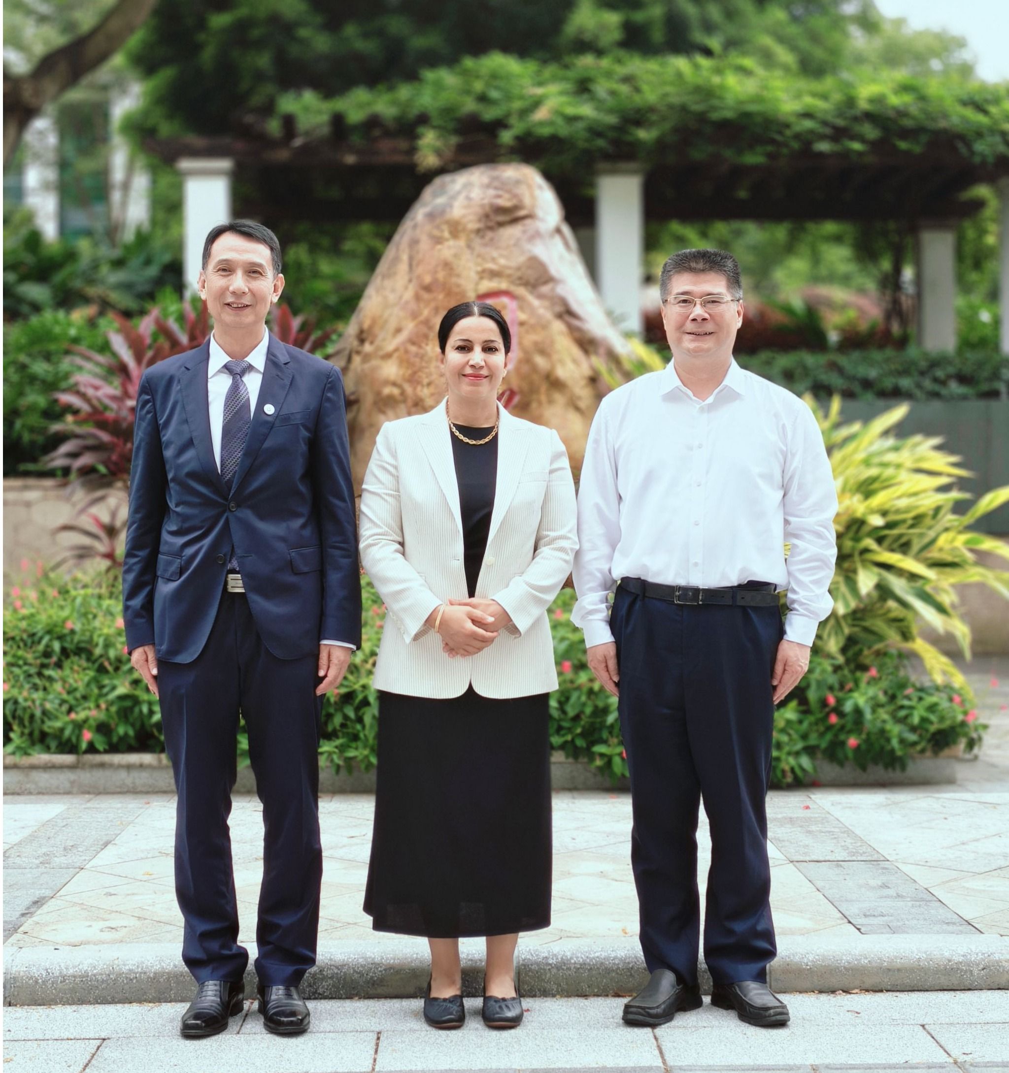 阿联酋驻广州总领事馆到访beat365官方网站